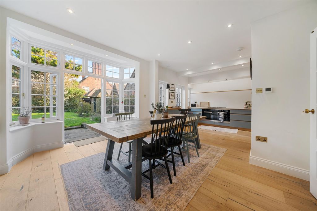 Property photo 3 of 12 Hampstead Way-No Watermark-2.Jpg