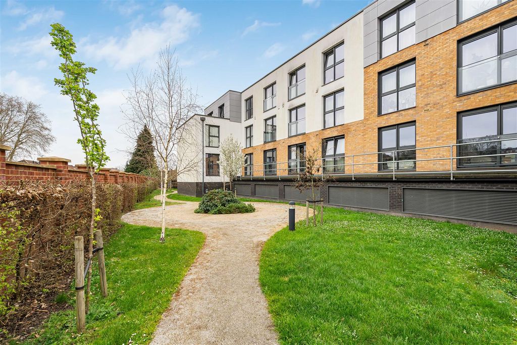 Additional image 12 of 1 bed flat for saleBoulters Point, Boyn Valley Road, Maidenhead SL6
