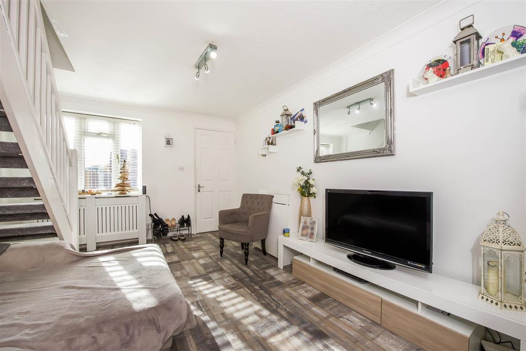 Property photo 2 of 12 Dsc_9063.Jpg