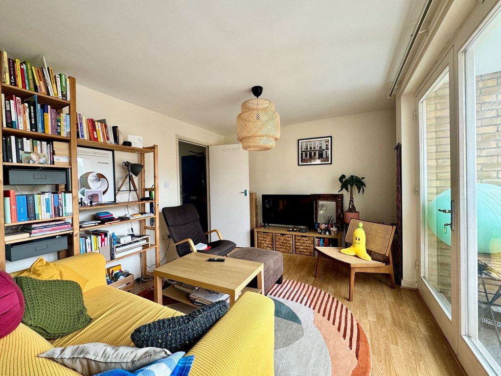 Property photo 2 of 7