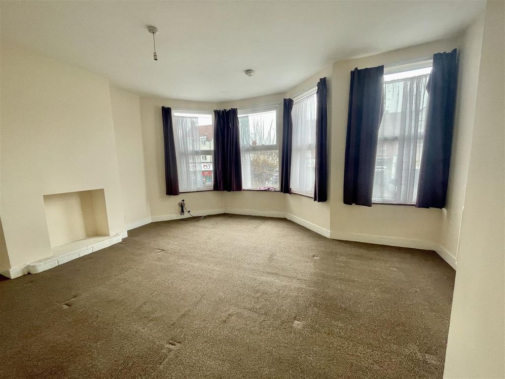Property photo 1 of 10 Main Picture