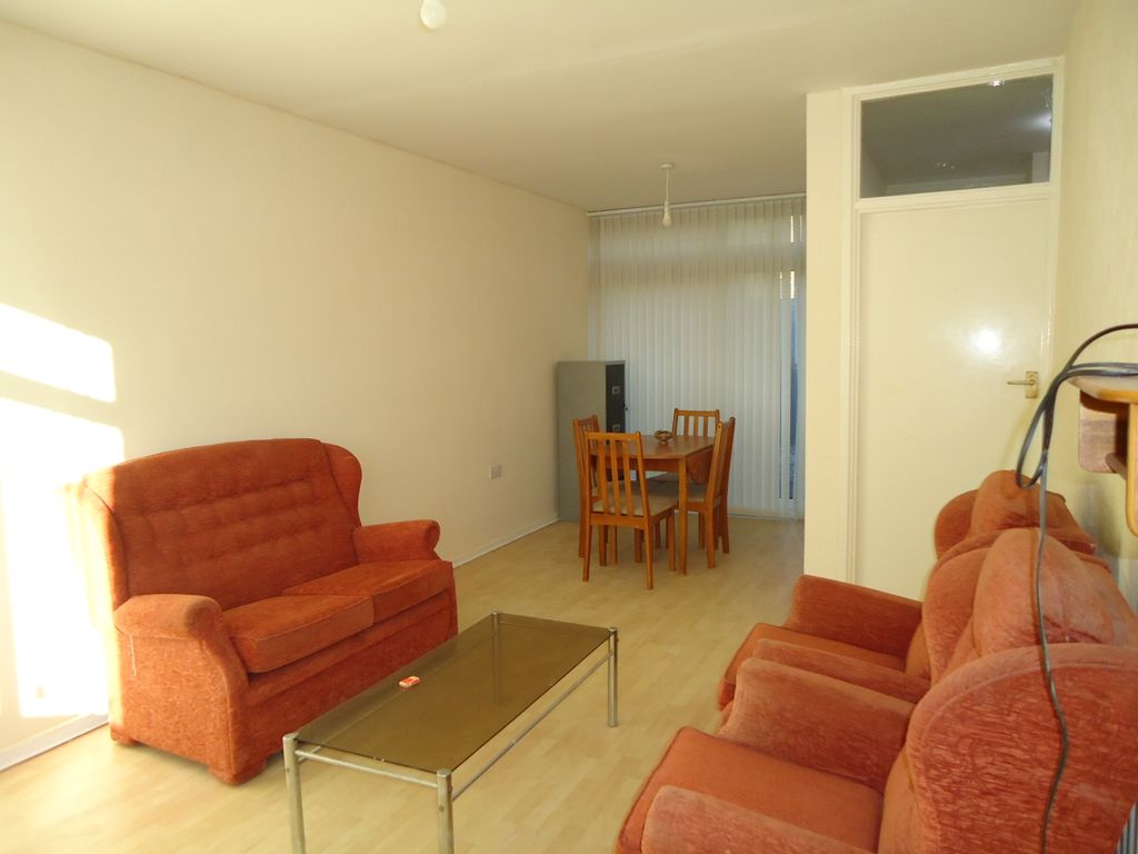 Property photo 3 of 13 Dsc02061