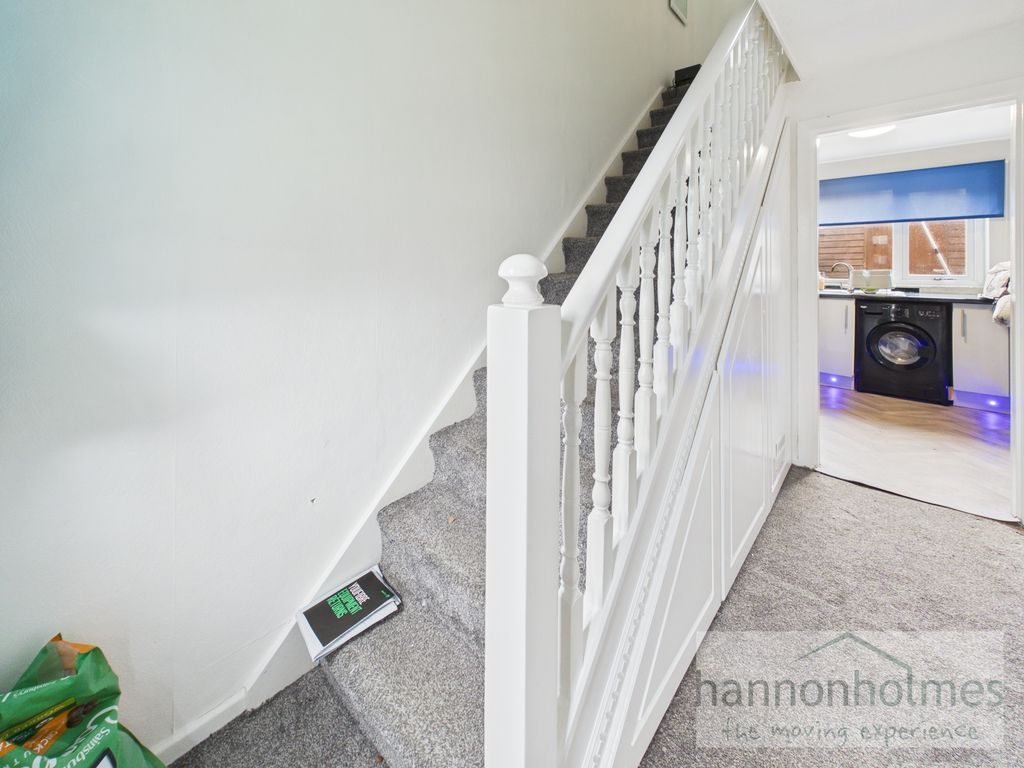 Property photo 2 of 14 Cam05283G0-Pr0253-Still002