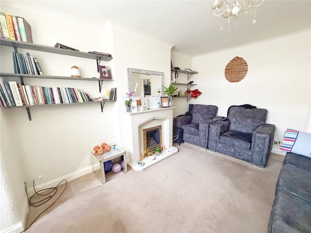 Property photo 3 of 11 Picture No. 06