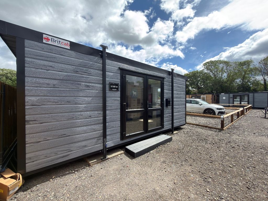 Property photo 1 of 3 Img_6883.Webp