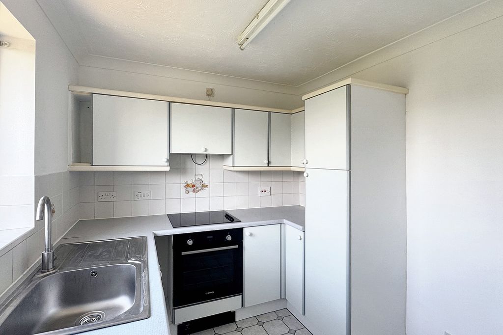 Property photo 3 of 12 Img_0093