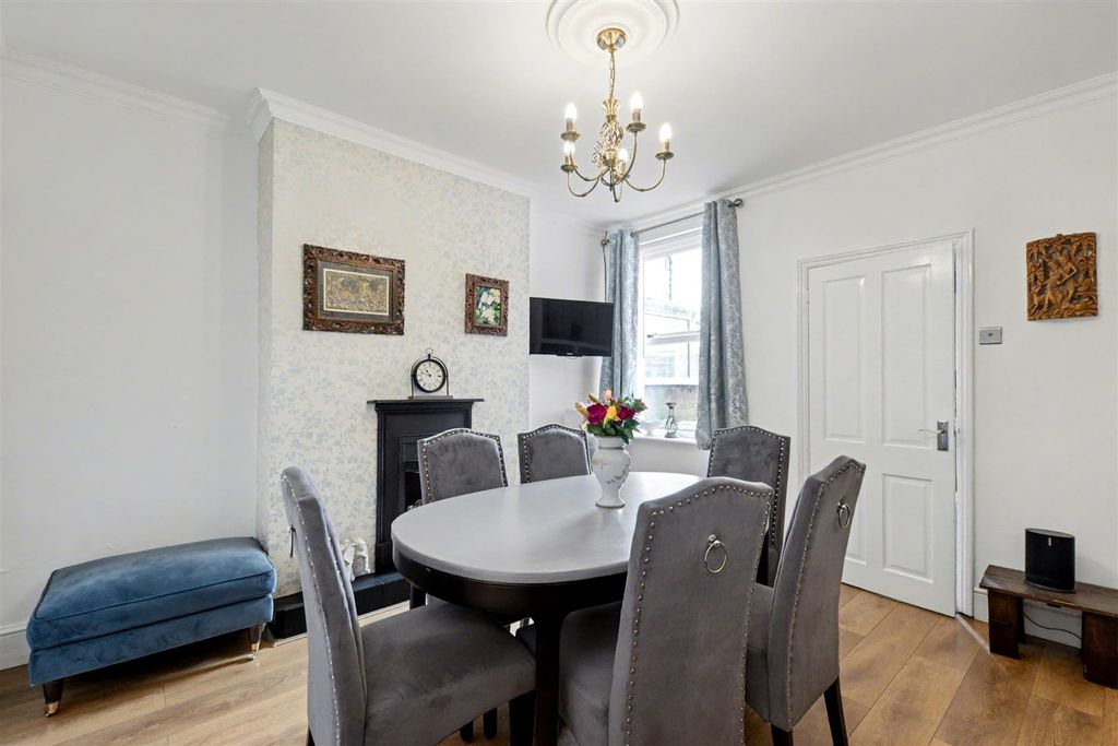 Property photo 3 of 22 Dining Room