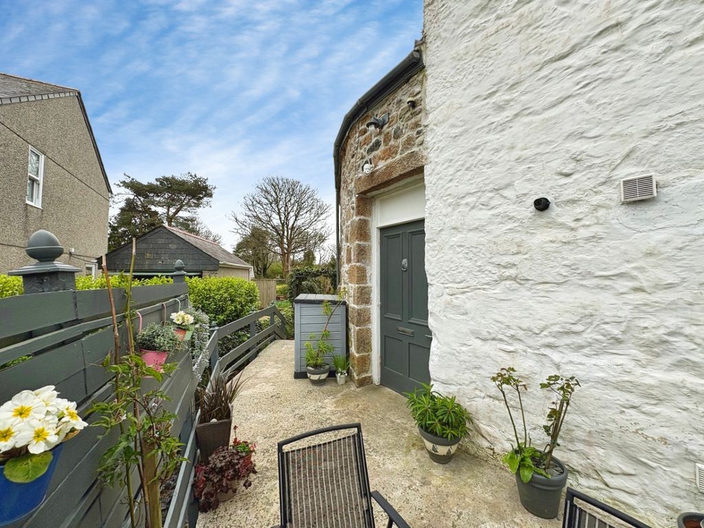 Property photo 1 of 30 4905810