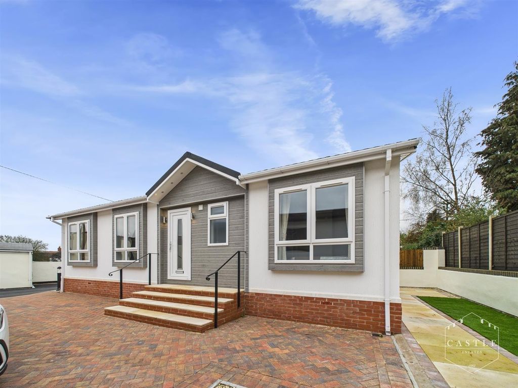 Property photo 1 of 15 Cam02833G0-Pr0448-Still017.Jpg