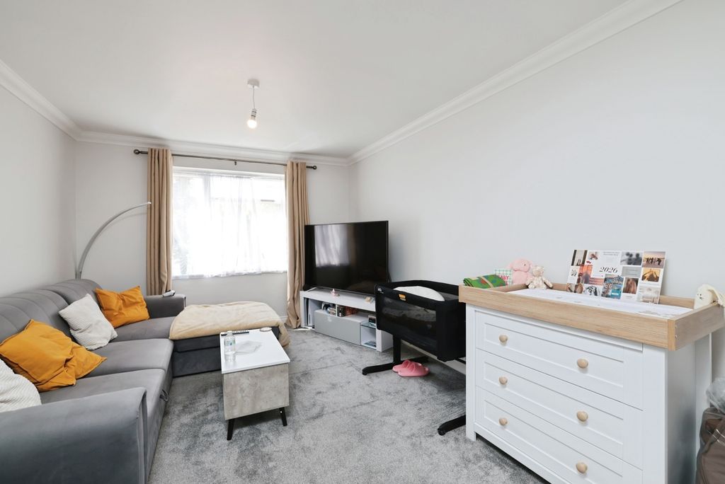 Property photo 2 of 18 Pbox-Img.Jpg