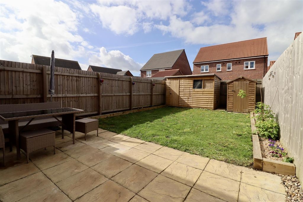 Property photo 2 of 14