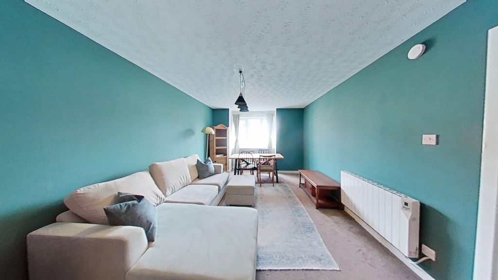 Property photo 1 of 17 Picture No. 15