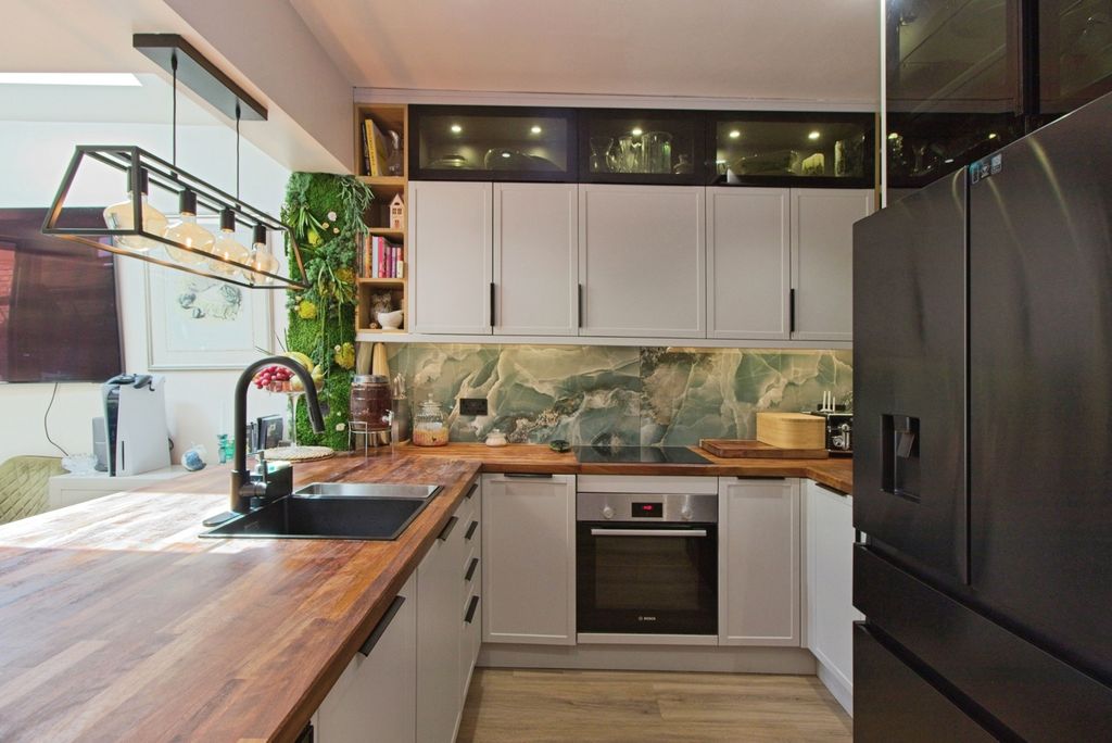 Property photo 3 of 20 Pbox-Img.Jpg