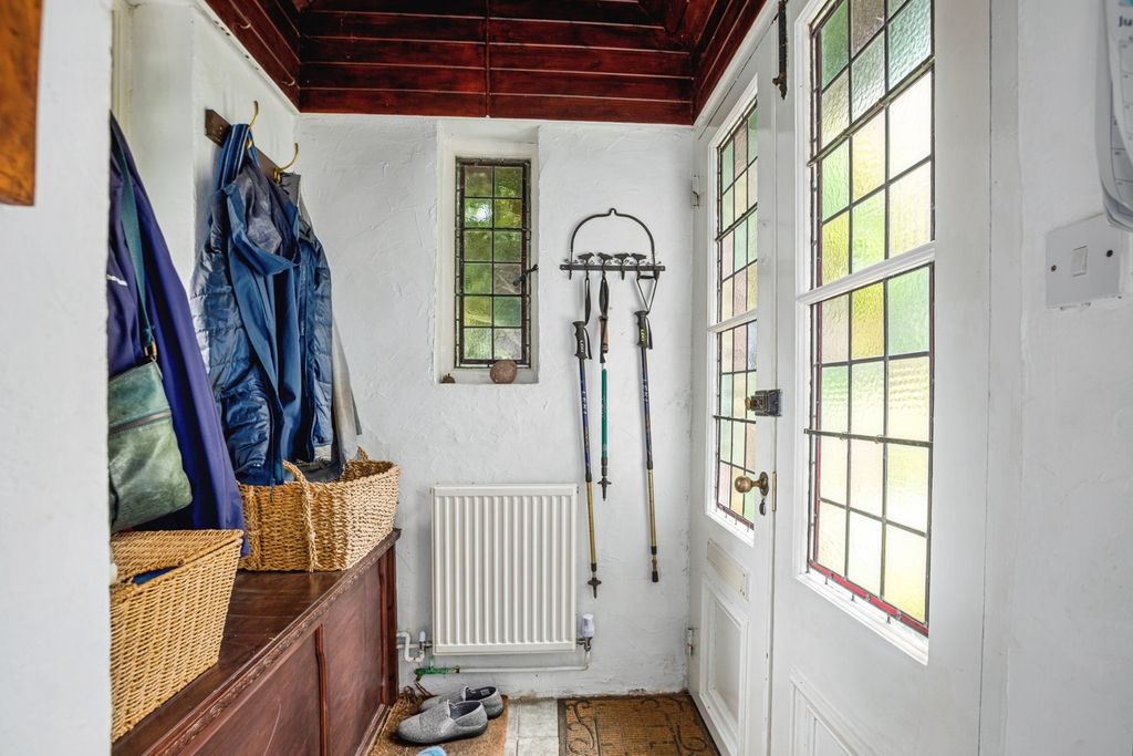 Property photo 3 of 49 Pbox-Img.Jpg