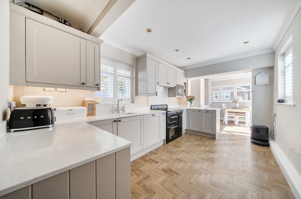 Property photo 3 of 22 1502786-19-6A7B1F...