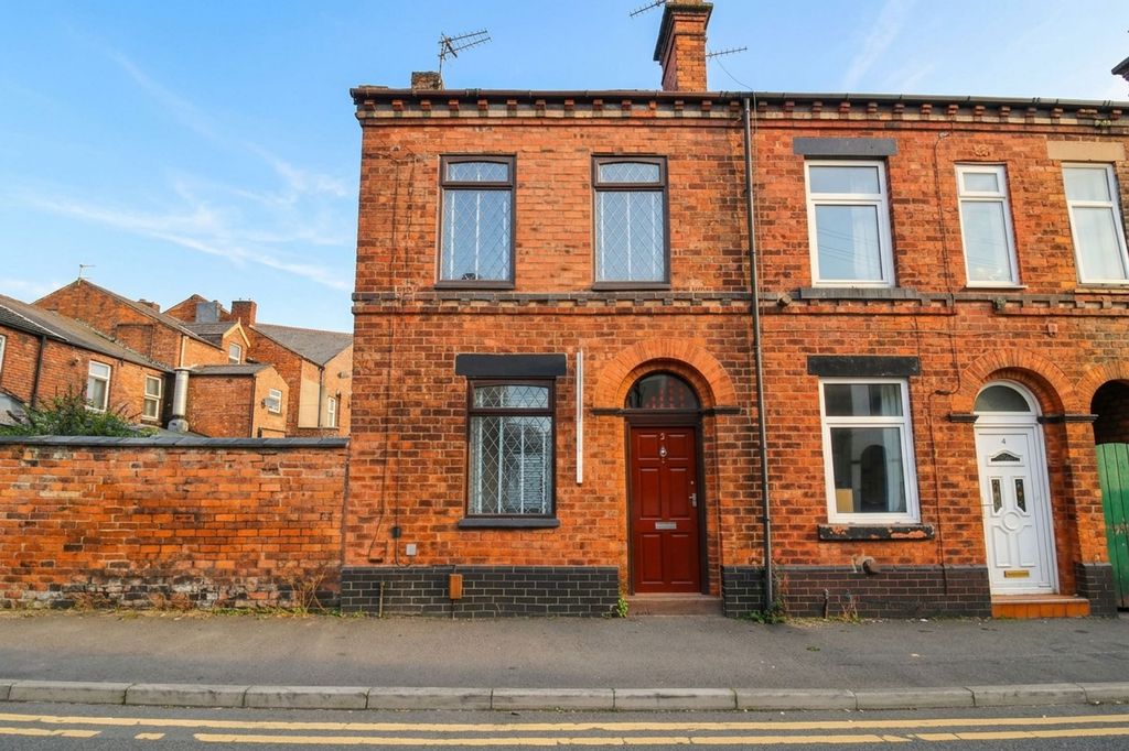 Property photo 2 of 17