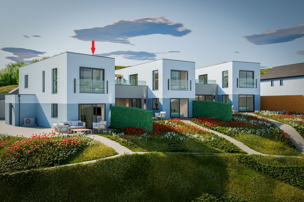 Property photo 1 of 8 Arctica Cgi