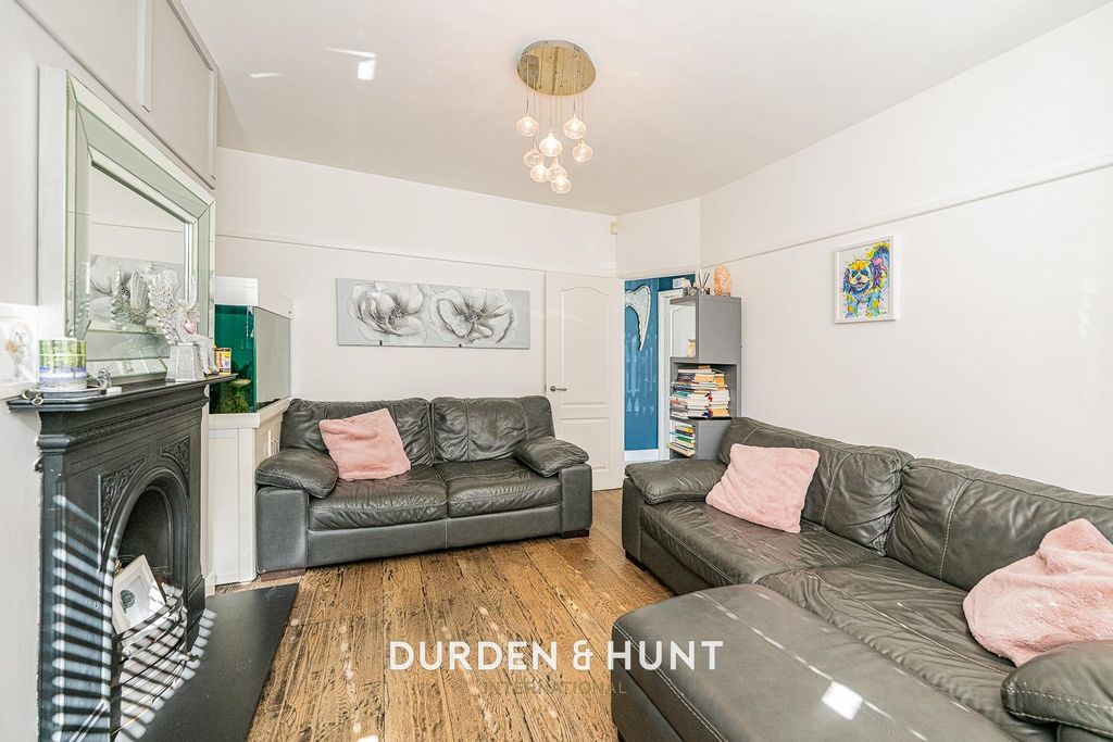 Property photo 3 of 25 Harwood-23.Jpg
