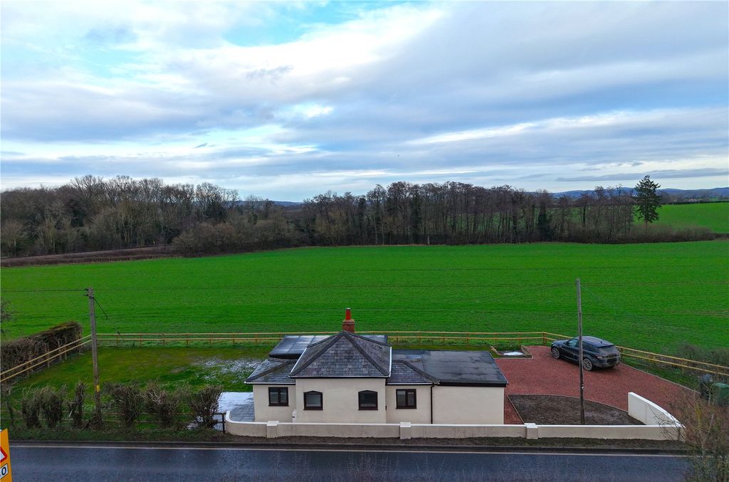 Property photo 1 of 24 Picture No. 01