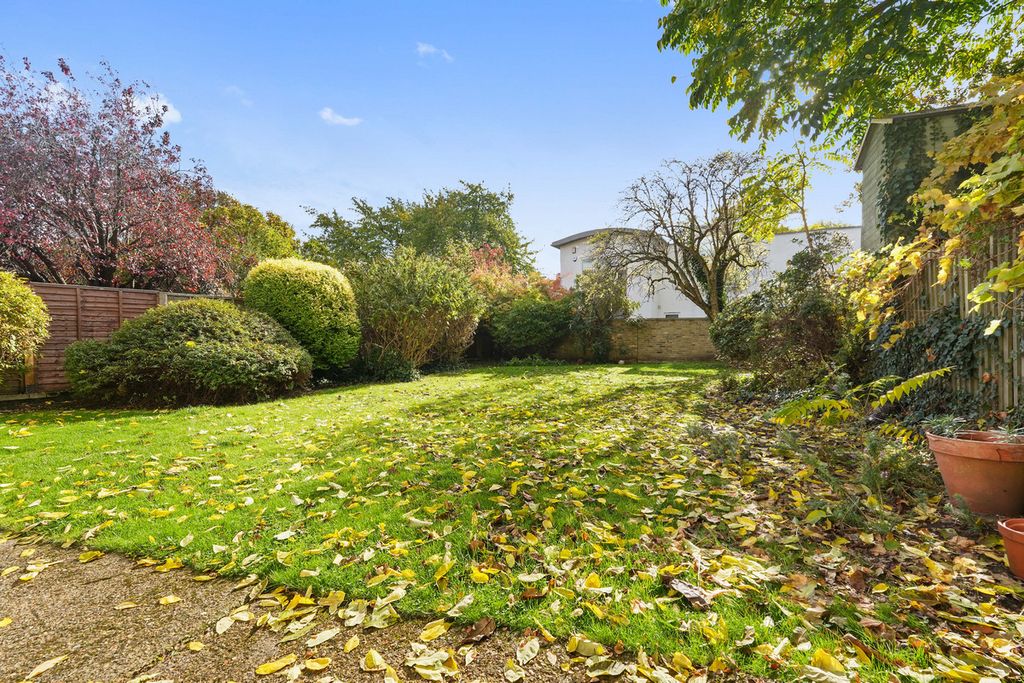 Property photo 3 of 10