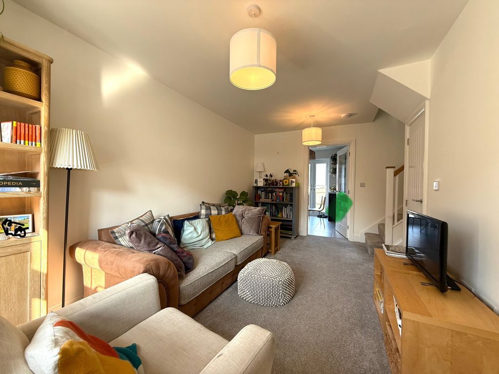 Property photo 3 of 25 14