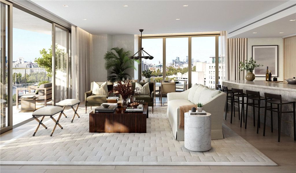 Property photo 2 of 18 Living Space