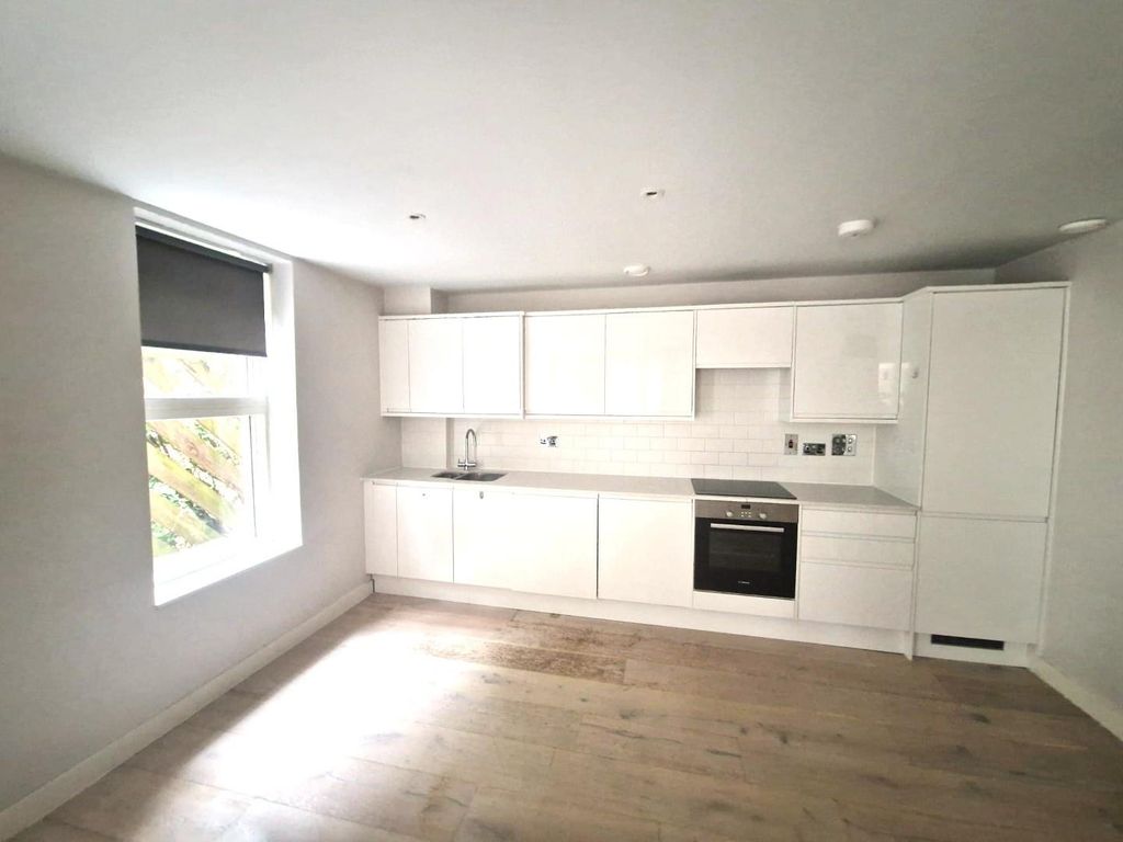 Property photo 3 of 9 Whatsapp Image 2026-08-26 At 23.38.00 (2).Jpeg
