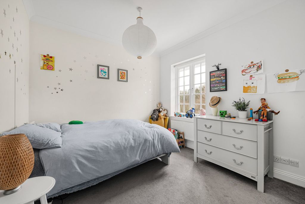 Additional image 16 of 5 bed detached house for saleHine Close, Coulsdon CR5