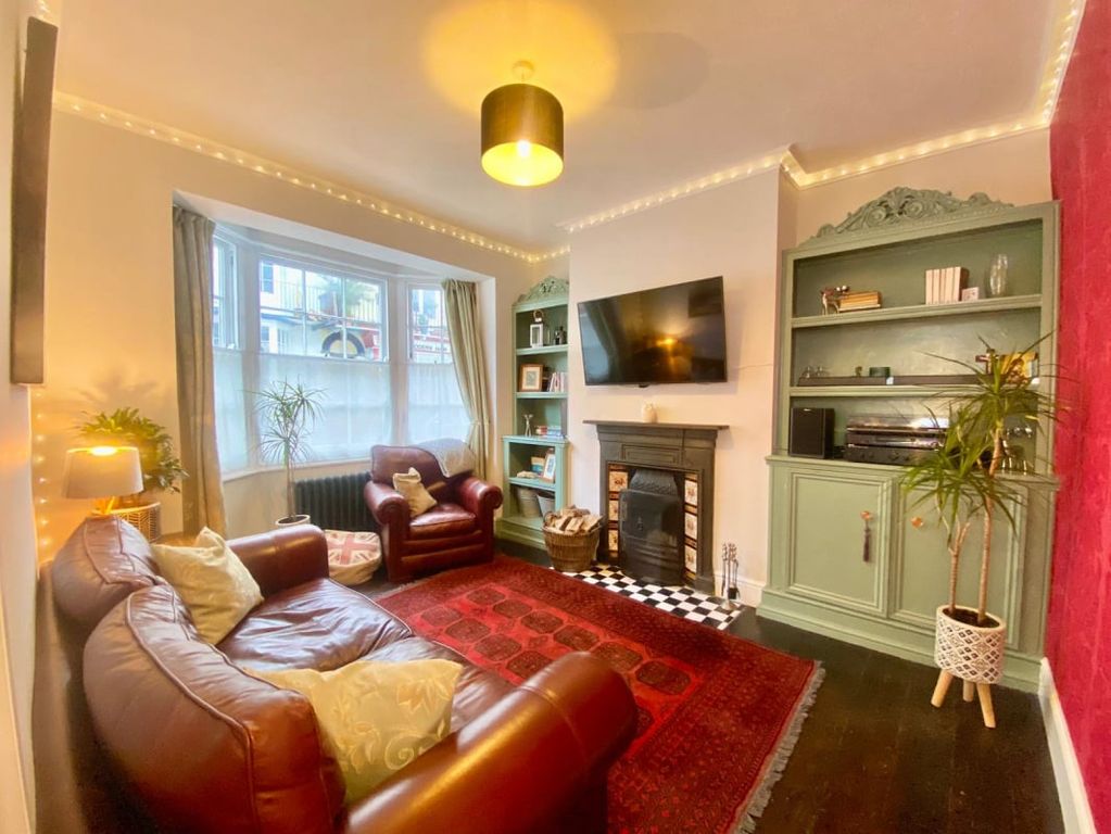 Property photo 3 of 22