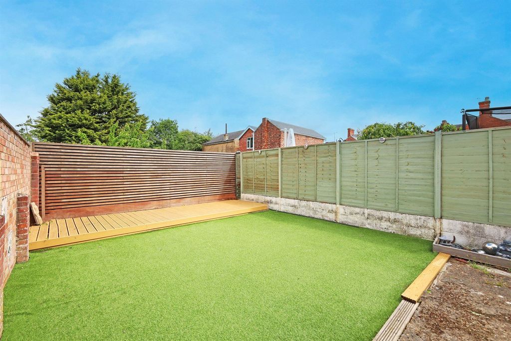 Property photo 3 of 25 Picture No. 03