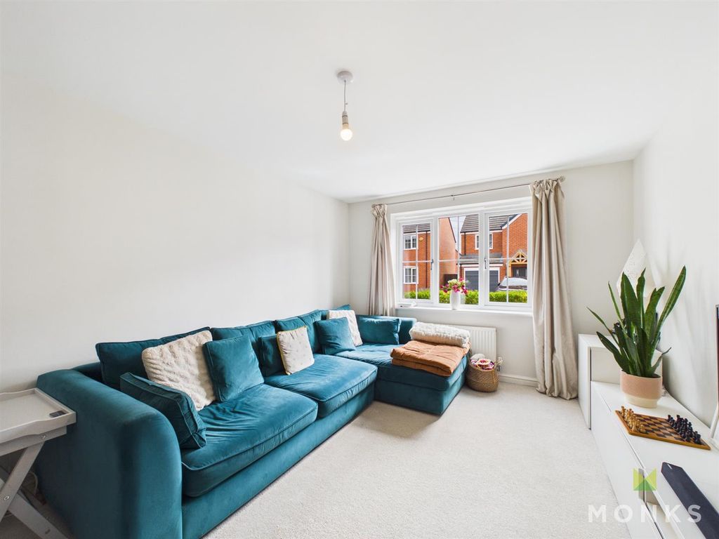 Property photo 3 of 31 Cam05160G0-Pr0081-Still048.Jpg