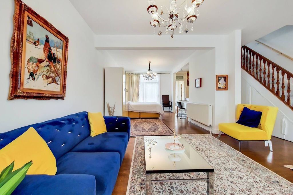 Property photo 1 of 13
