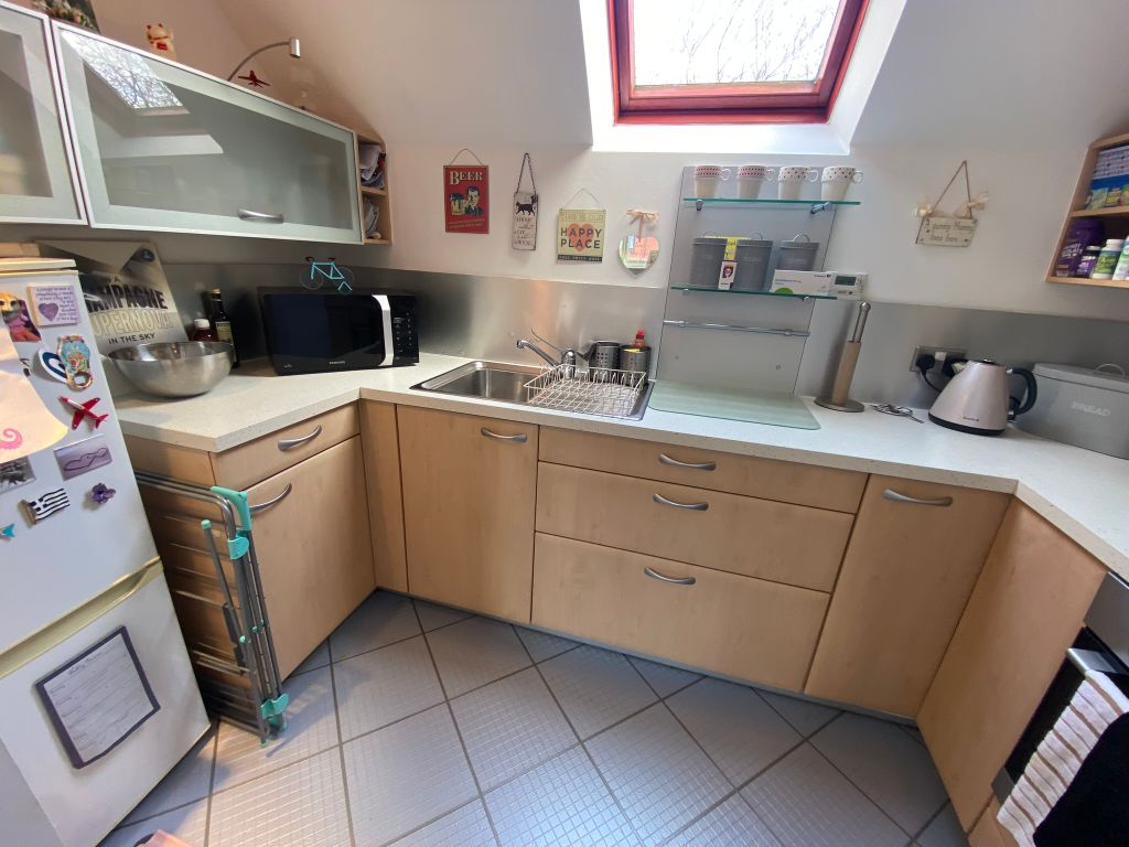 Property photo 3 of 24