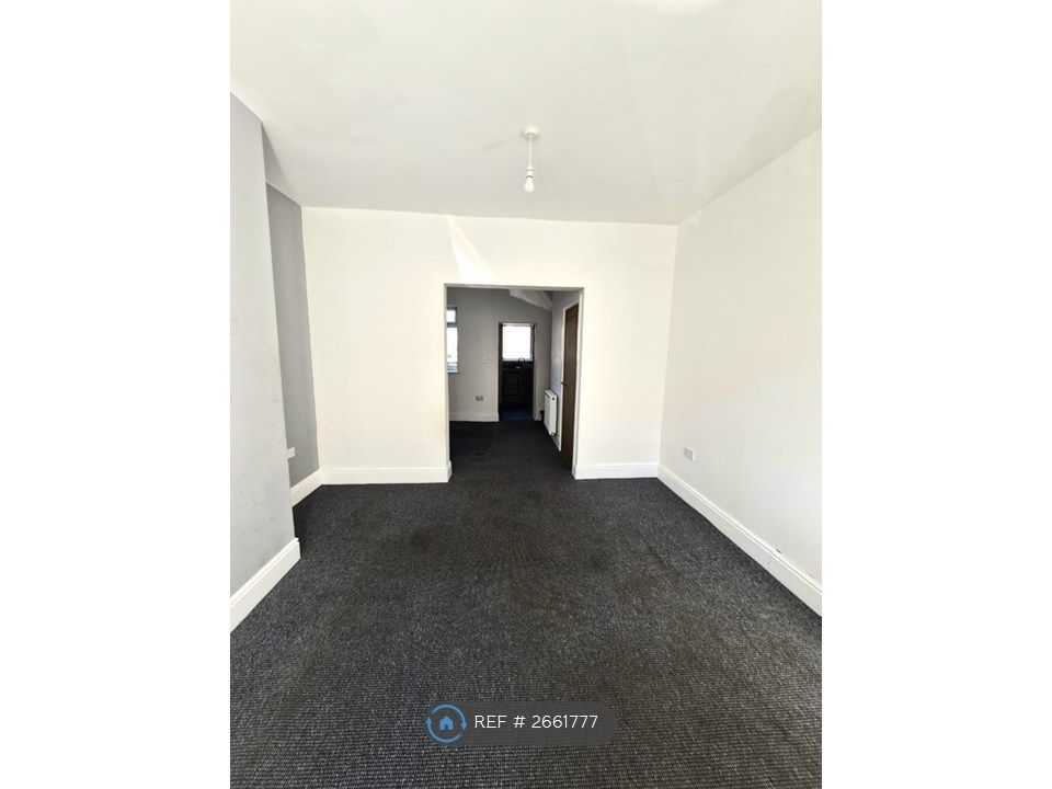 Property photo 3 of 8 Living Room