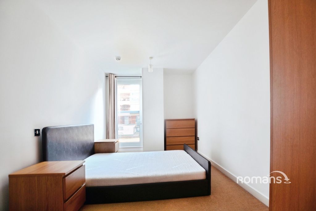 Property photo 2 of 8 Pbox-Img.Jpg