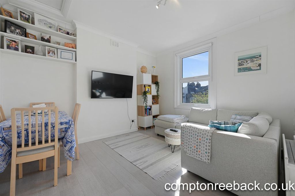 Property photo 2 of 7 Reception Room