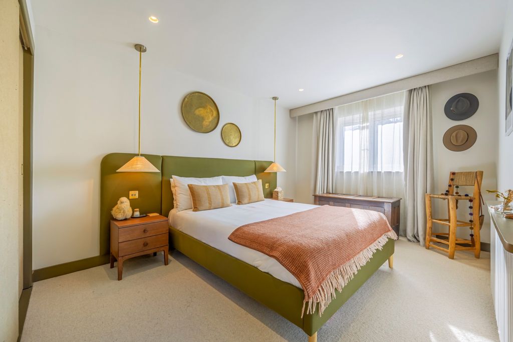 Property photo 3 of 19 Dsc_8344-Edit