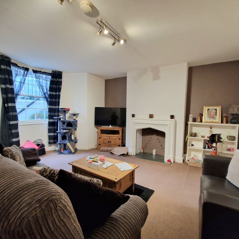 Property photo 2 of 6 Picture 2