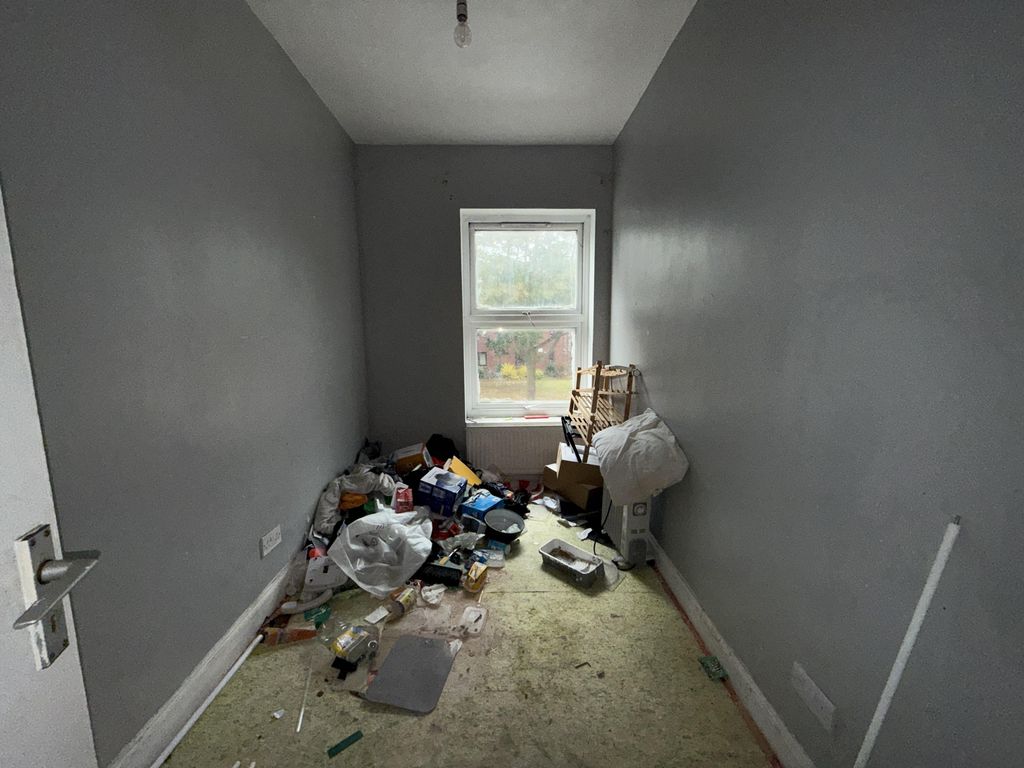 Property photo 3 of 15 Img_1235.Jpg