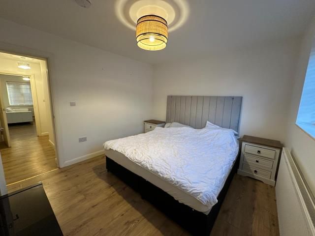 Property photo 3 of 6 Bedroom