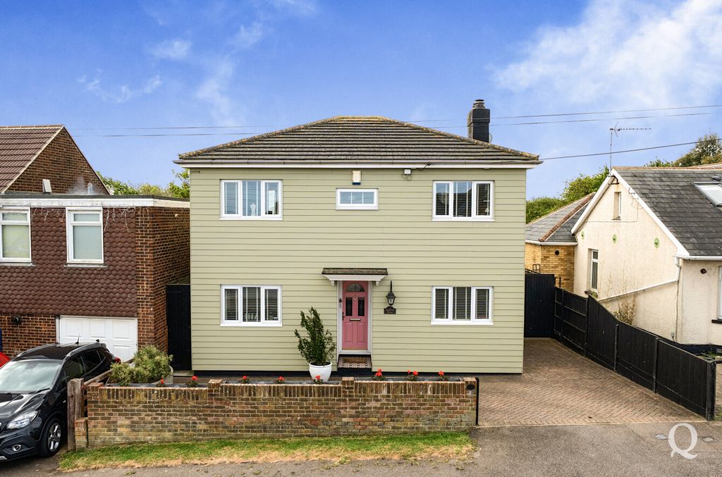 Property photo 1 of 26 1A8Bf2E4-Bb59-412...