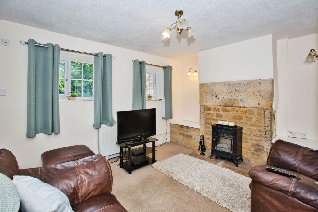 Property photo 2 of 18