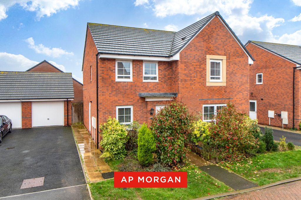 Property photo 2 of 24 Picture No. 13