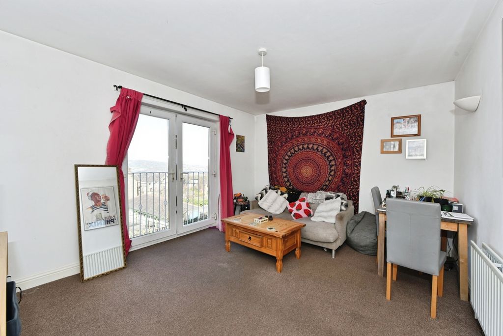 Property photo 2 of 8 Pbox-Img.Jpg