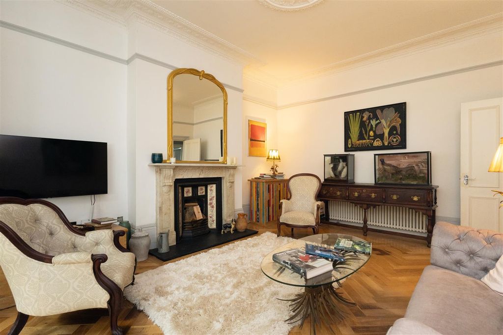 Property photo 2 of 22 Open Plan Living Space