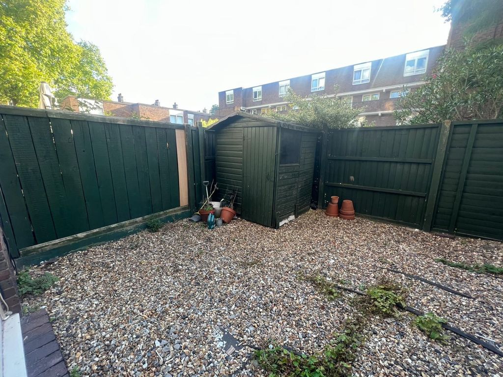 Property photo 3 of 13