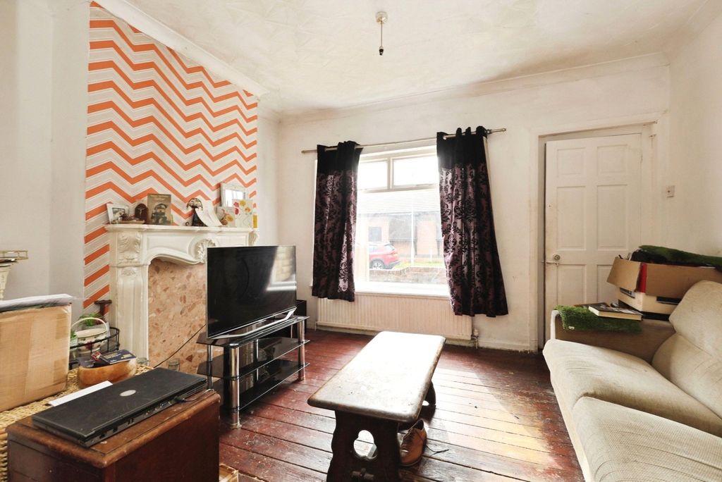 Property photo 2 of 12 Photo