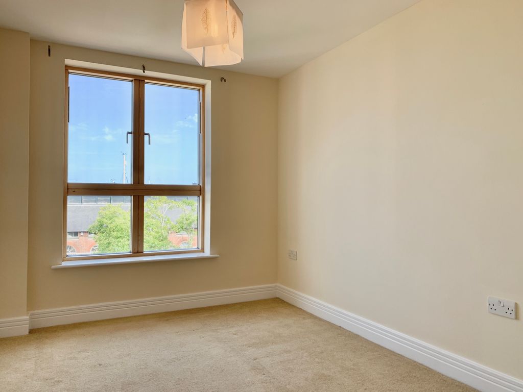 Property photo 2 of 10 Second Bedroom