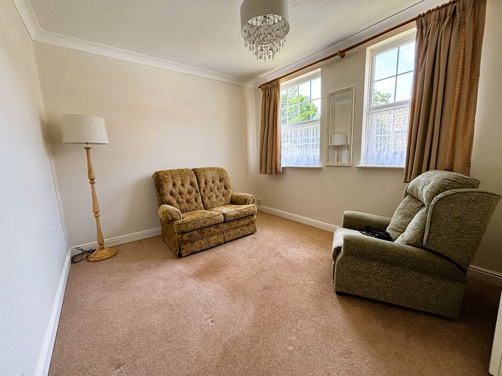 Property photo 3 of 6