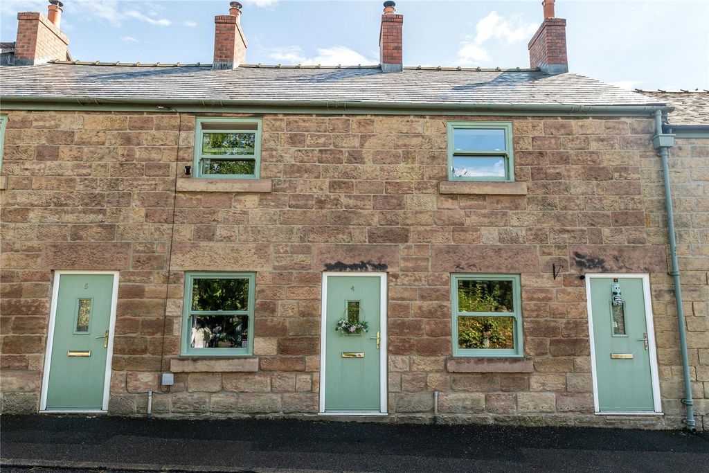 Property photo 1 of 27 Picture No. 02
